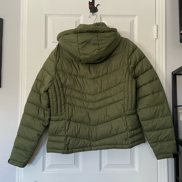 Superdry Khaki Puffer Jacket (14) - Picture 2 of 4